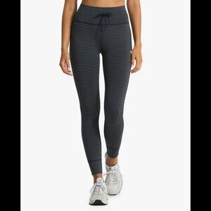 Excellent, Like new Vuori Stripe Daily Legging